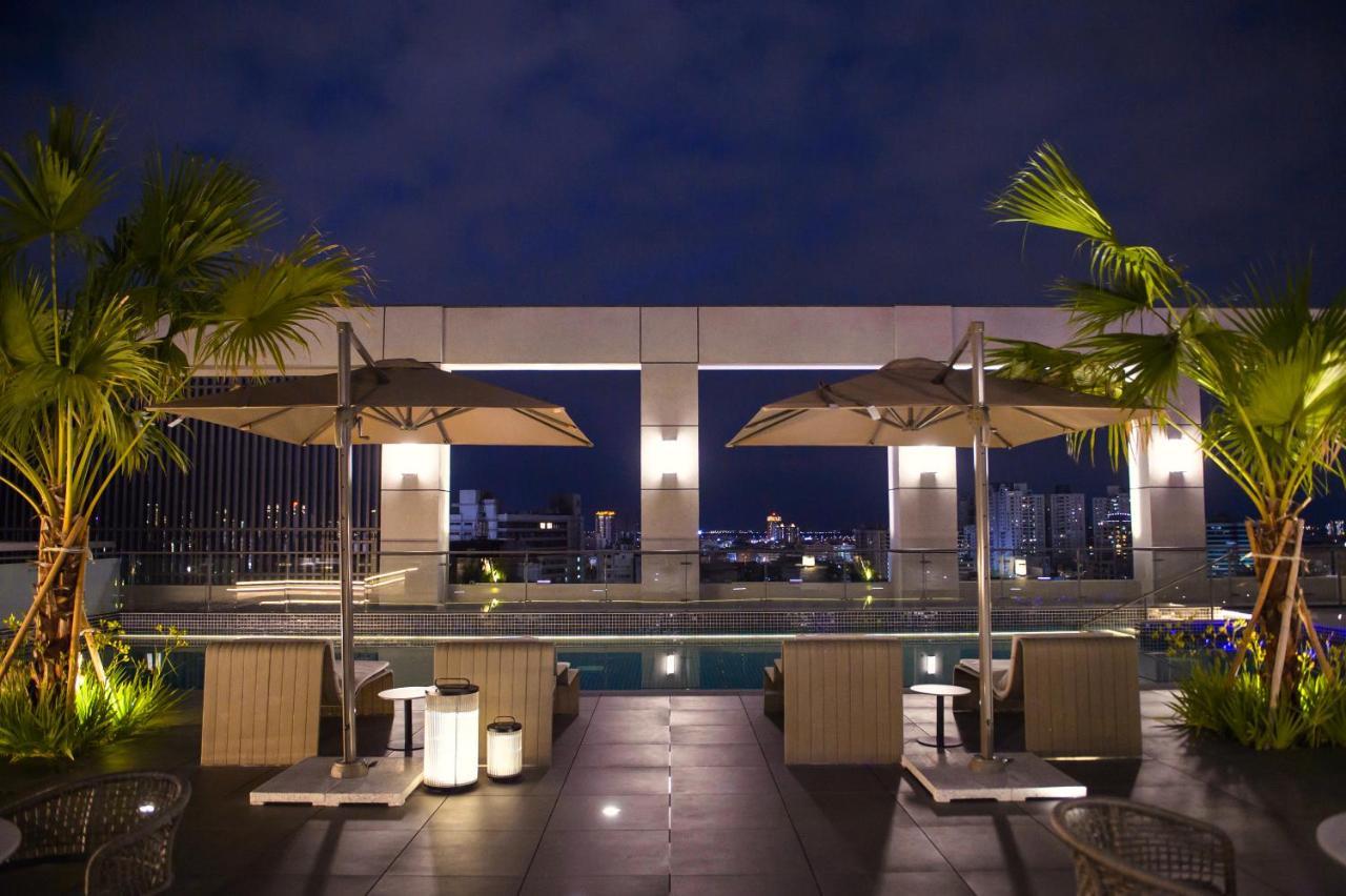 Grand Banyan Hotel Tainan Exterior foto